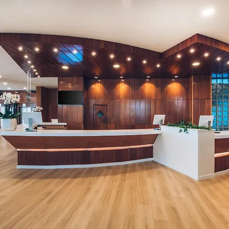 Iberostar Waves Bouganville Playa Адехе