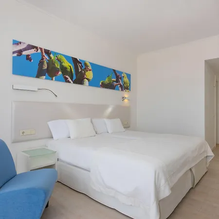 Отель Iberostar Waves Bouganville Playa 4*