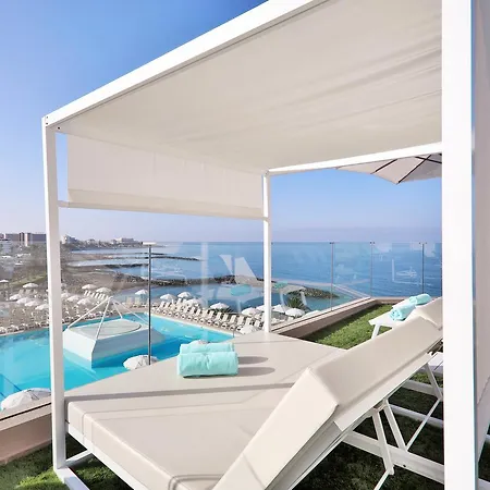 Iberostar Waves Bouganville Playa Отель