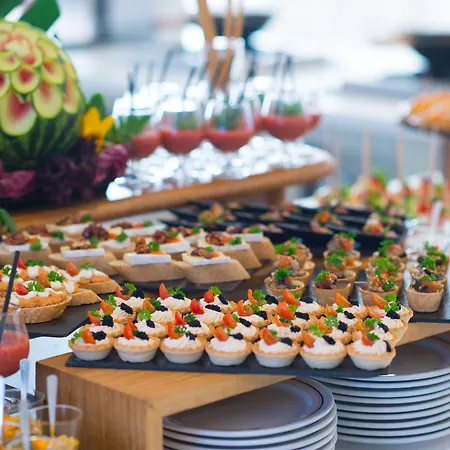 Iberostar Waves Bouganville Playa