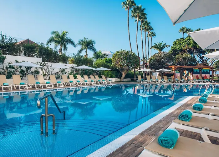 Iberostar Waves Bouganville Playa Szálloda