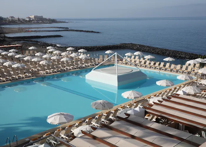 Iberostar Waves Bouganville Playa Szálloda Costa Adeje (Tenerife)