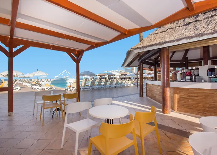 Iberostar Waves Bouganville Playa 4* アデヘ