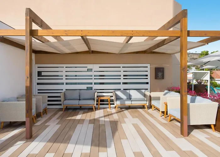 Iberostar Waves Bouganville Playa ホテル